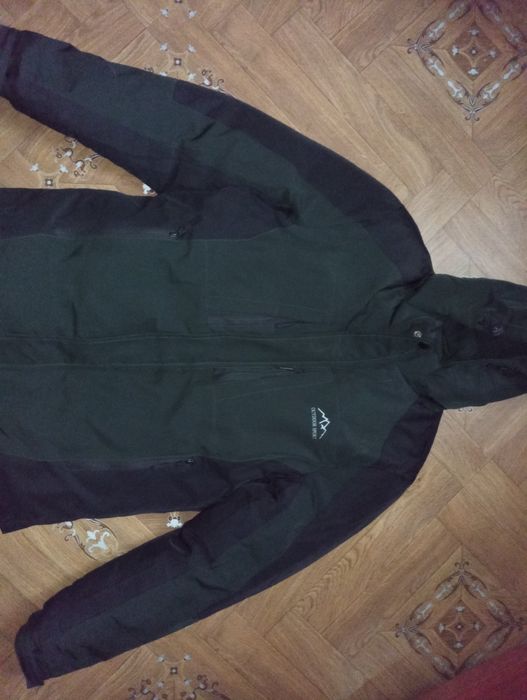 Куртка зимова чоловіча розмір М