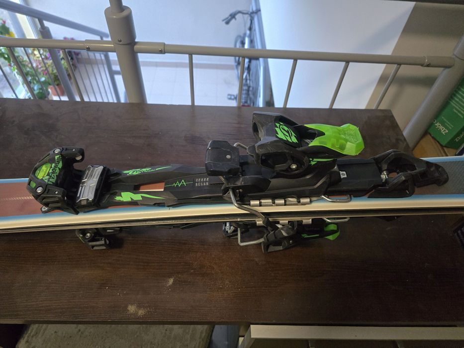 Wiązania  Wiązania Tyrolia Adrenaline freeride skitour