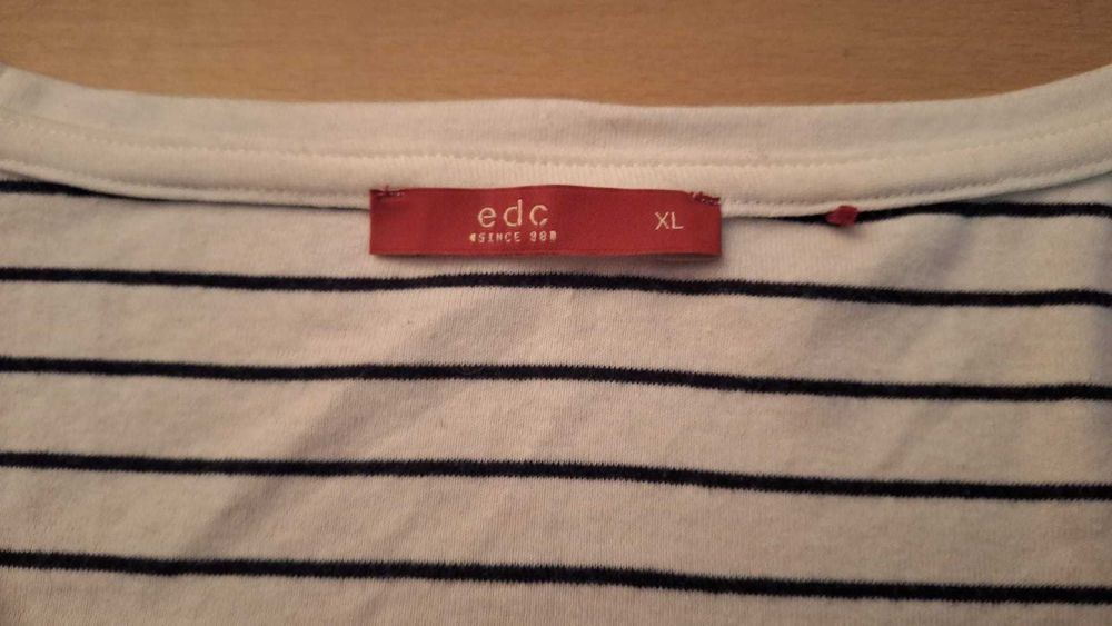 Camisola comprida às riscas