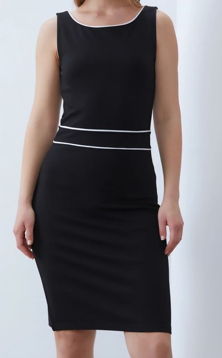 Sukienka etui z lamówką