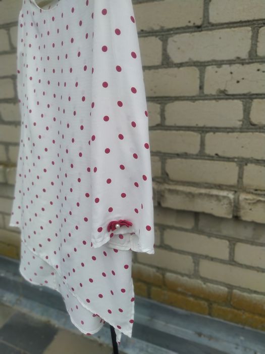 Блуза в горошок червоний