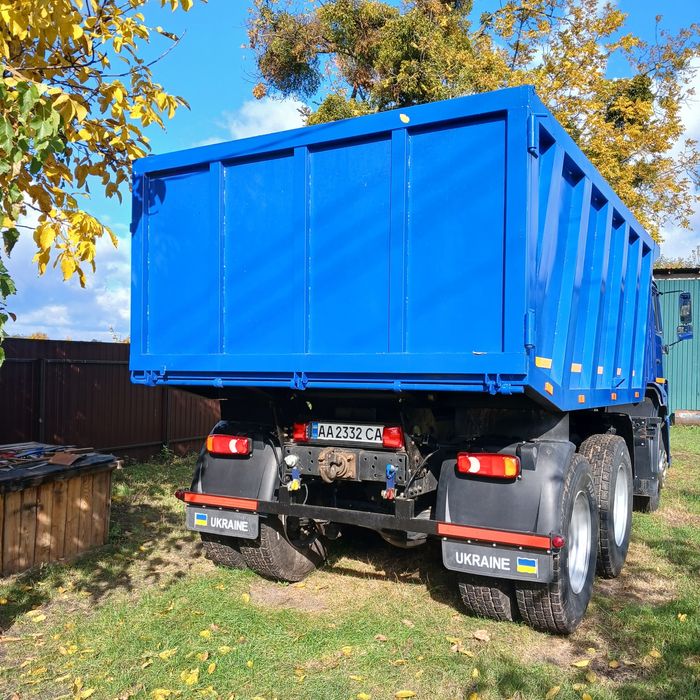 Вантажні автомобілі