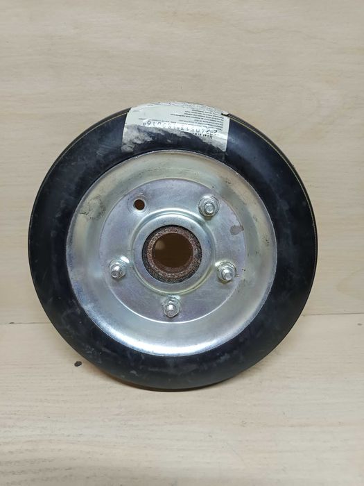 Колесо з гумою на підшипнику d 200 для візка, тачки .