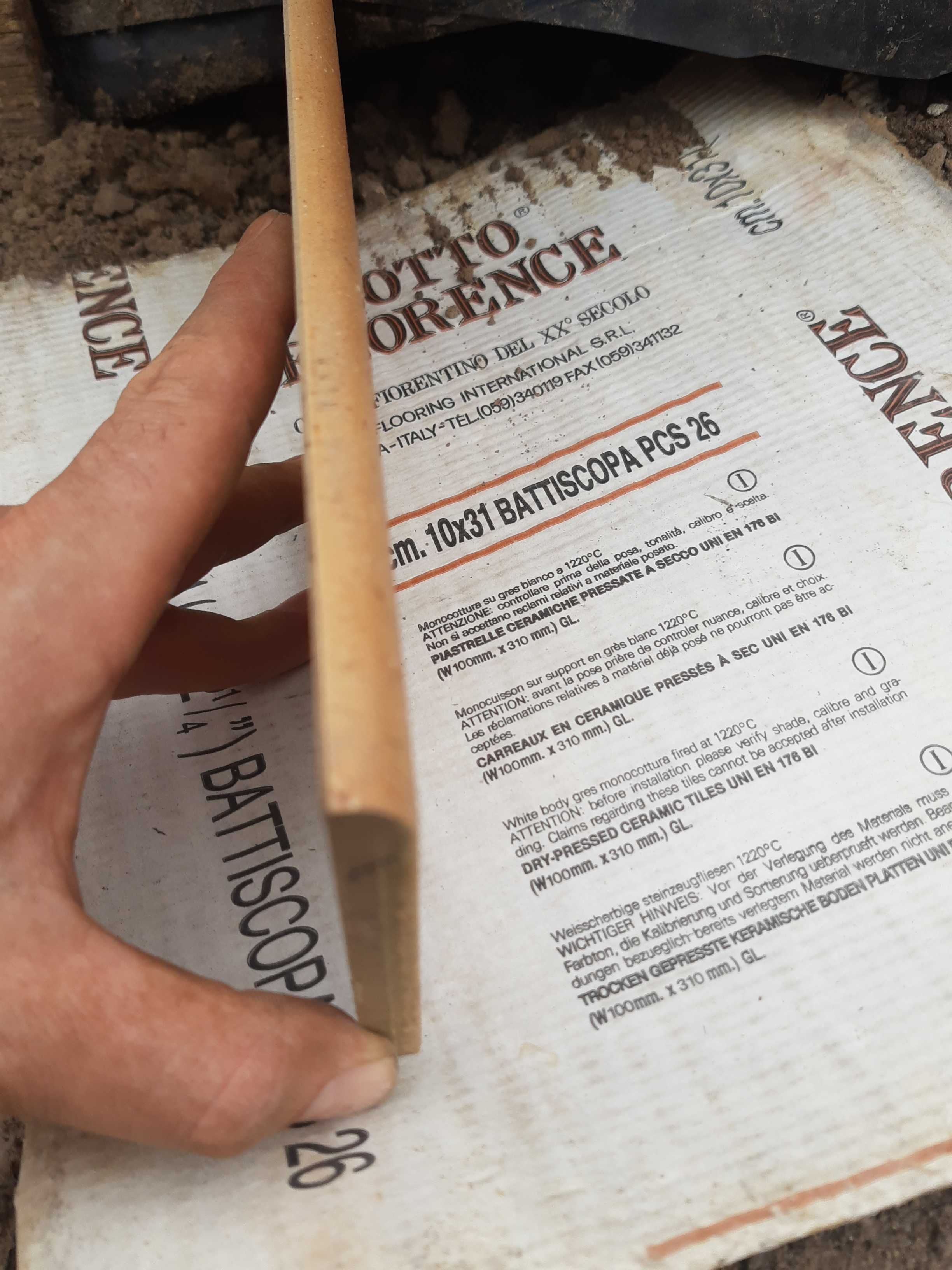Oryginalna Włoska Płytka cokół, cokołowa, cokolik 10x31 gres