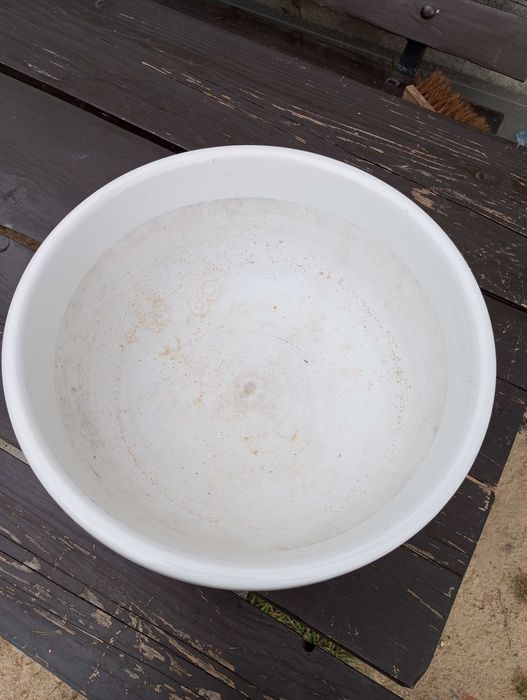 Stary moździerz porcelanowy