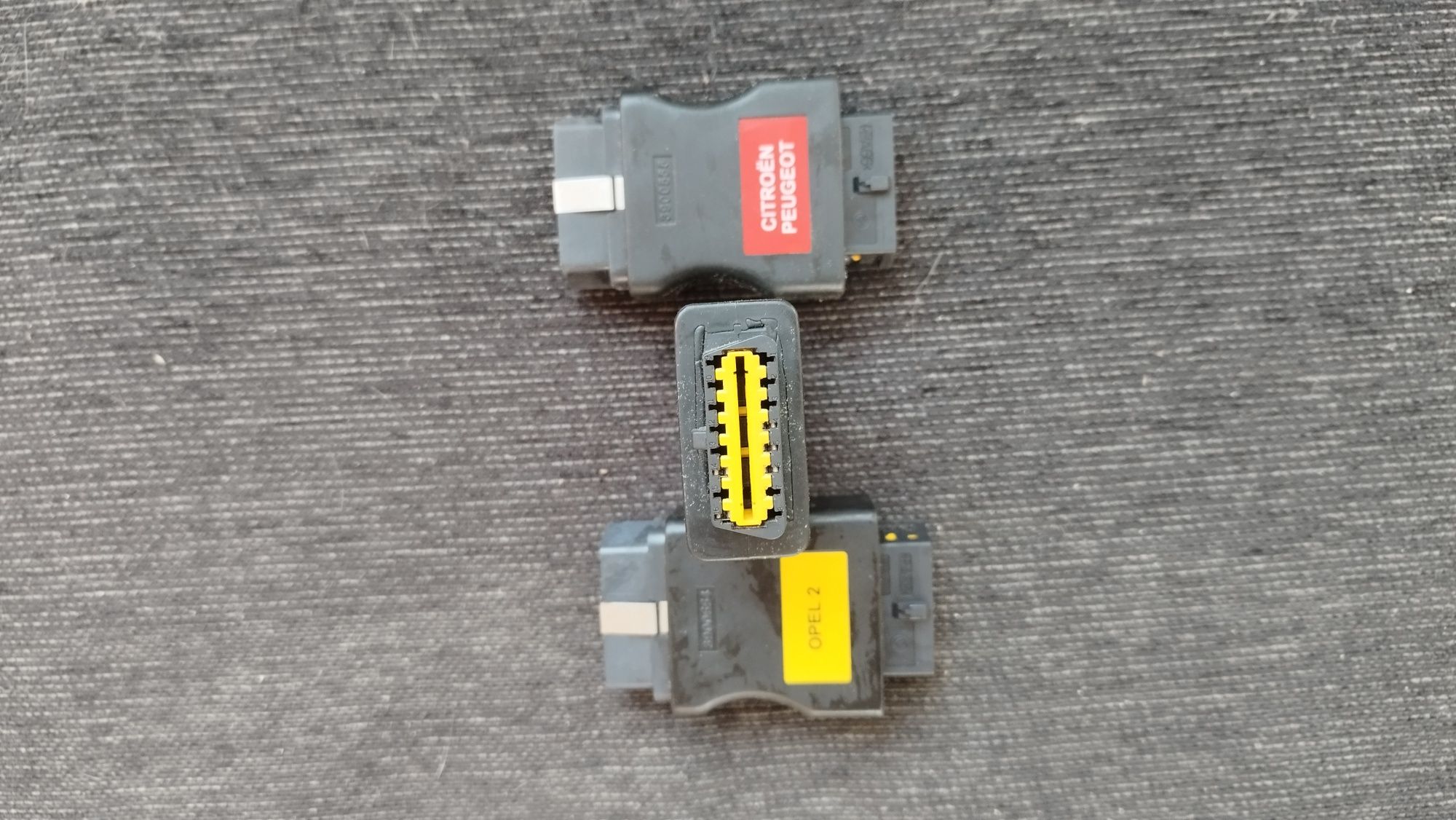 Adaptadores para diagnóstico rede CAN