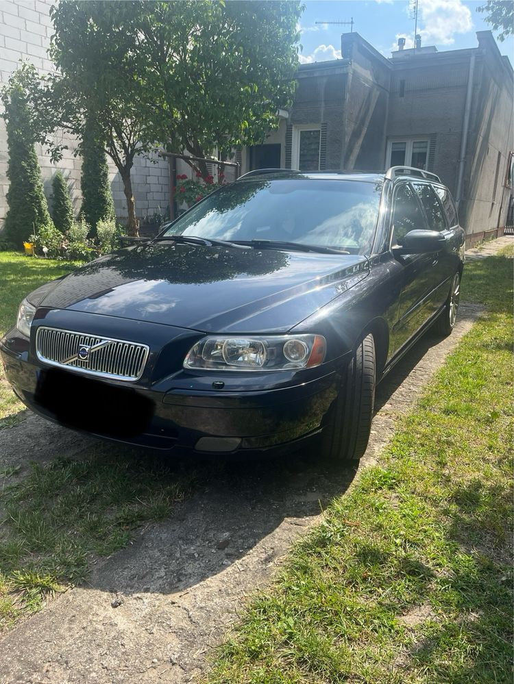 Zadbane Volvo v70 2.4 D5 Automat