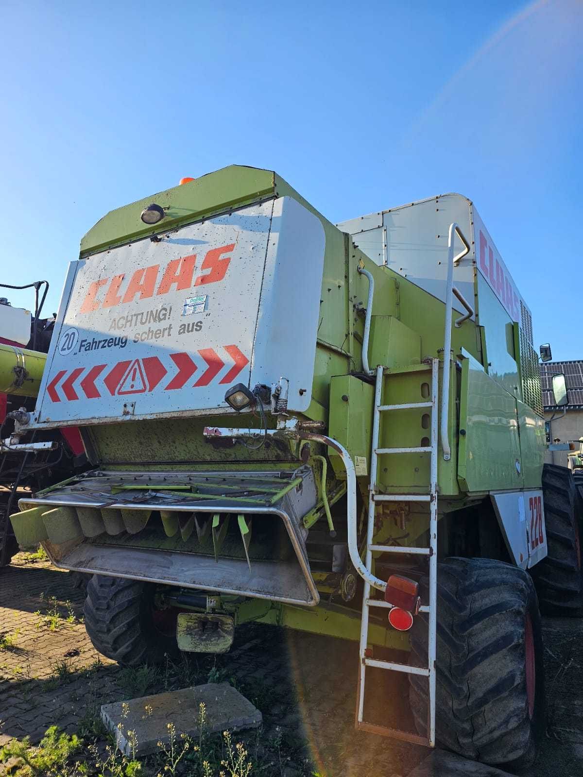 Claas Commandor  228 CS