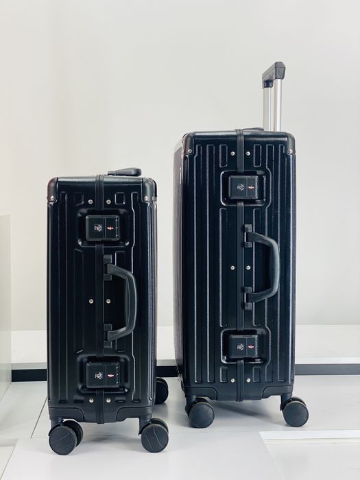 Стильный дорожный чемодан на алюминиевом каркасе, валіза полікарбонат
