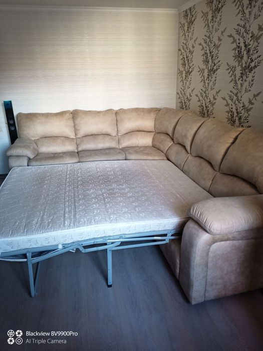 Продам вугловий диван