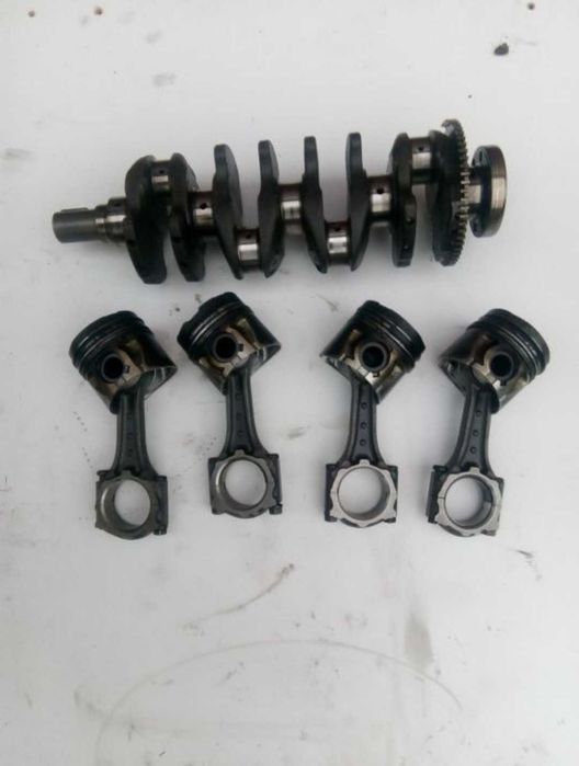 Шатун поршень A17DTJ A17DTR opel astra meriva астра розборка разборка