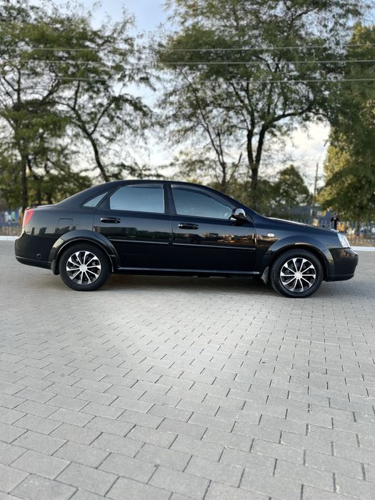 ChevroleLacetti с вписаным газом,идеал