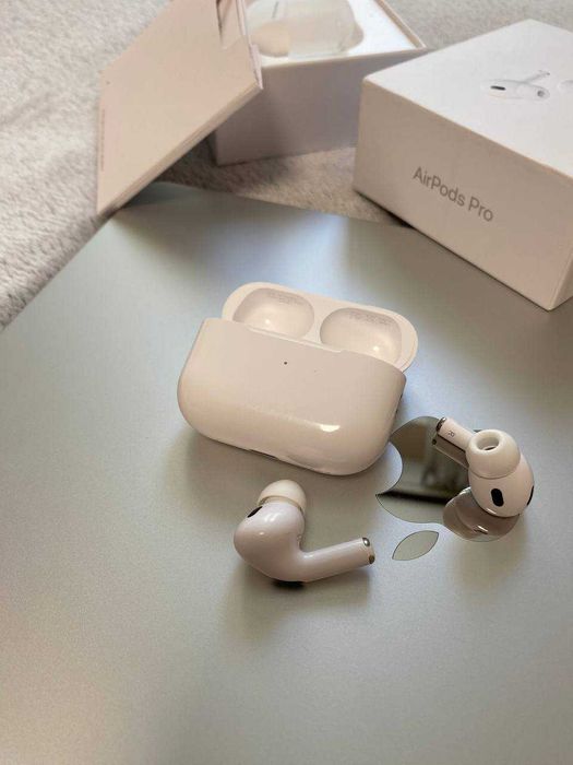 наушники AirPods Pro