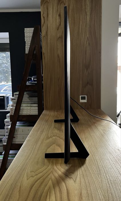 Samsung 50Q8FA QLED 4K Smart TV — Новий, преміум серія 2025 року