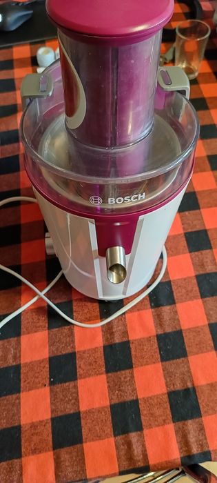 Sokowirówka Bosh XXL 700W