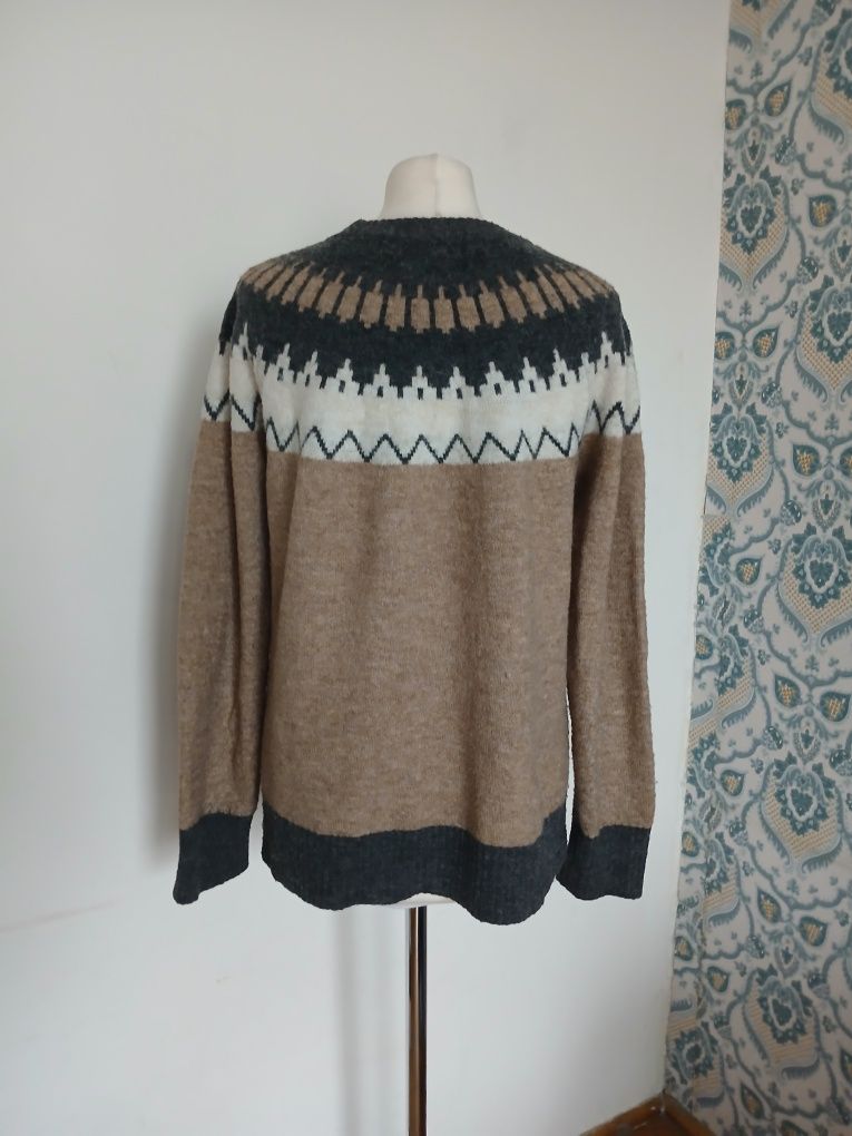 Sweter, ciekawy wzór. Unisex. Vero Moda. Rozmiar M/38.