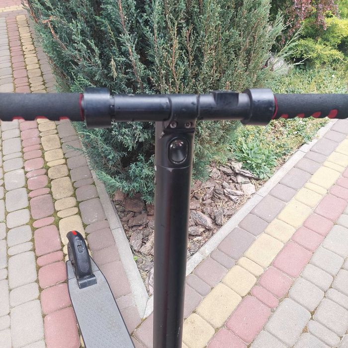 Электросамокат Segway