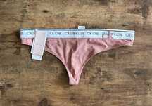 Majtki Calvin Klein r. M