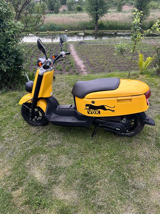 Моторолер Yamaha VOX