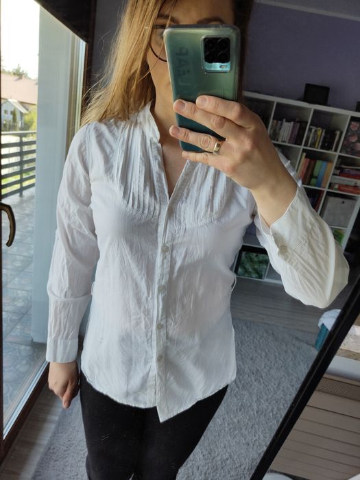 Biała koszula z guzikami rozmiar M-S