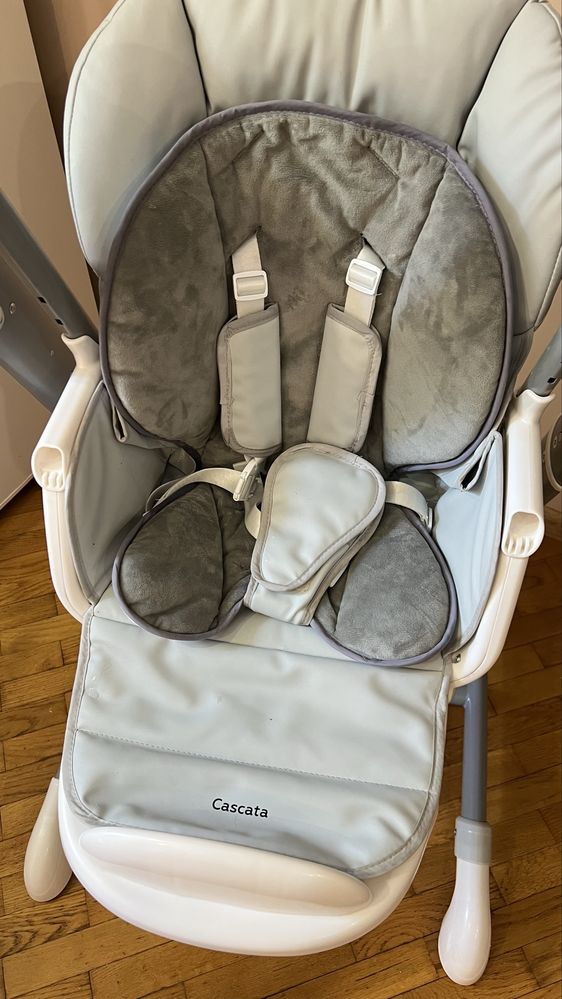 Стільчик для годування, заколисуючий центр Carrello Cascata 3 в 1