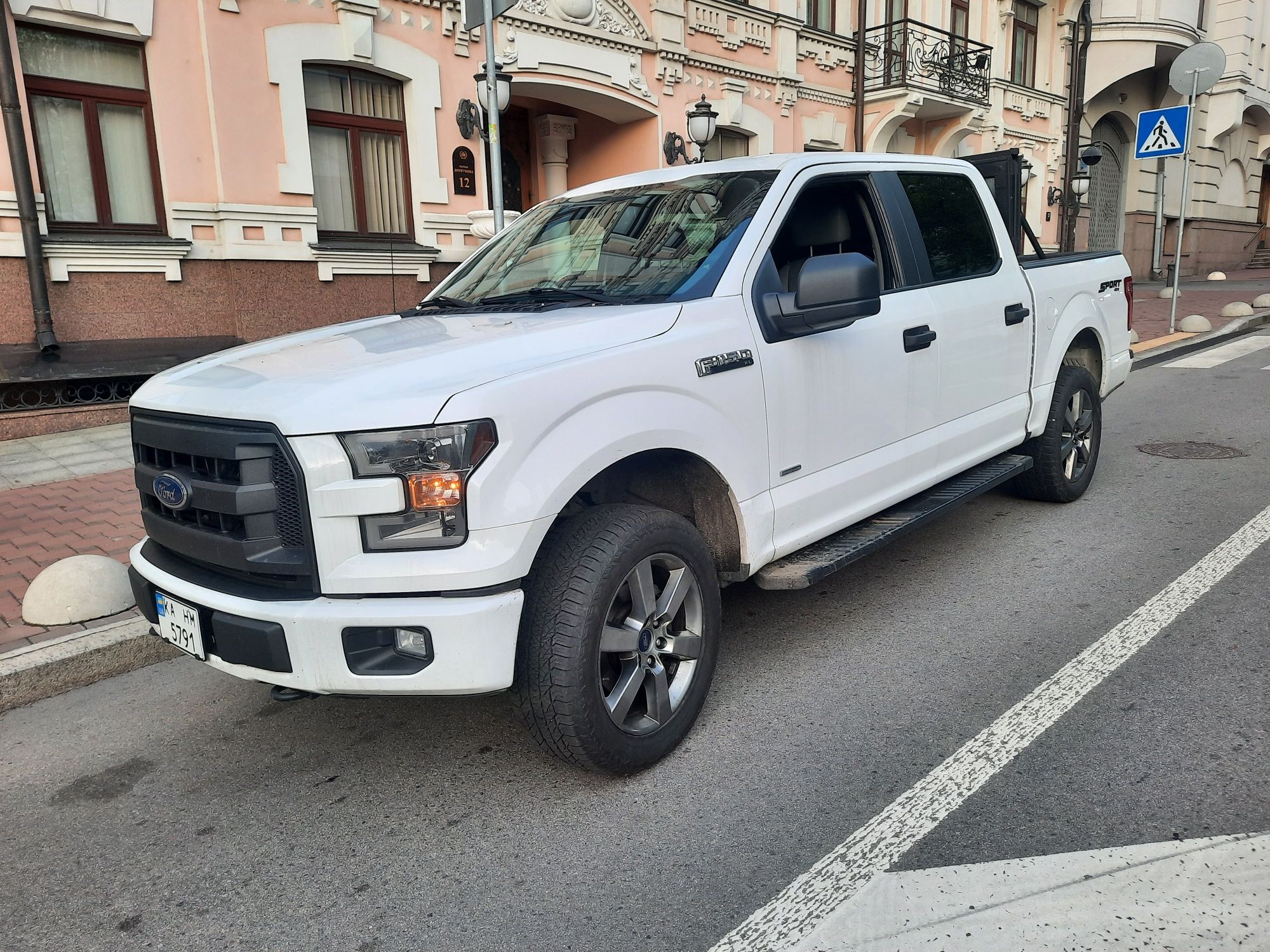 Форд F-150 LT 2015