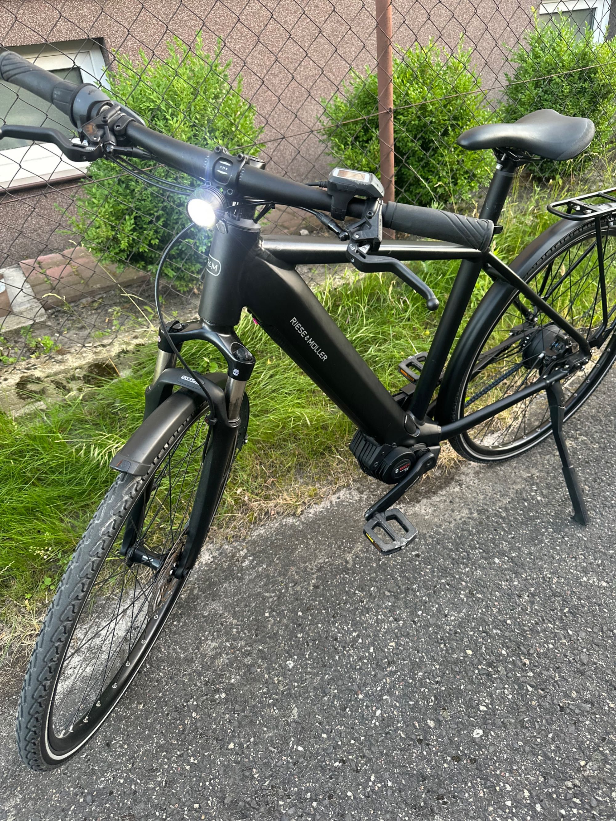 Rower elektryczny RIESE & MULLER Roadster