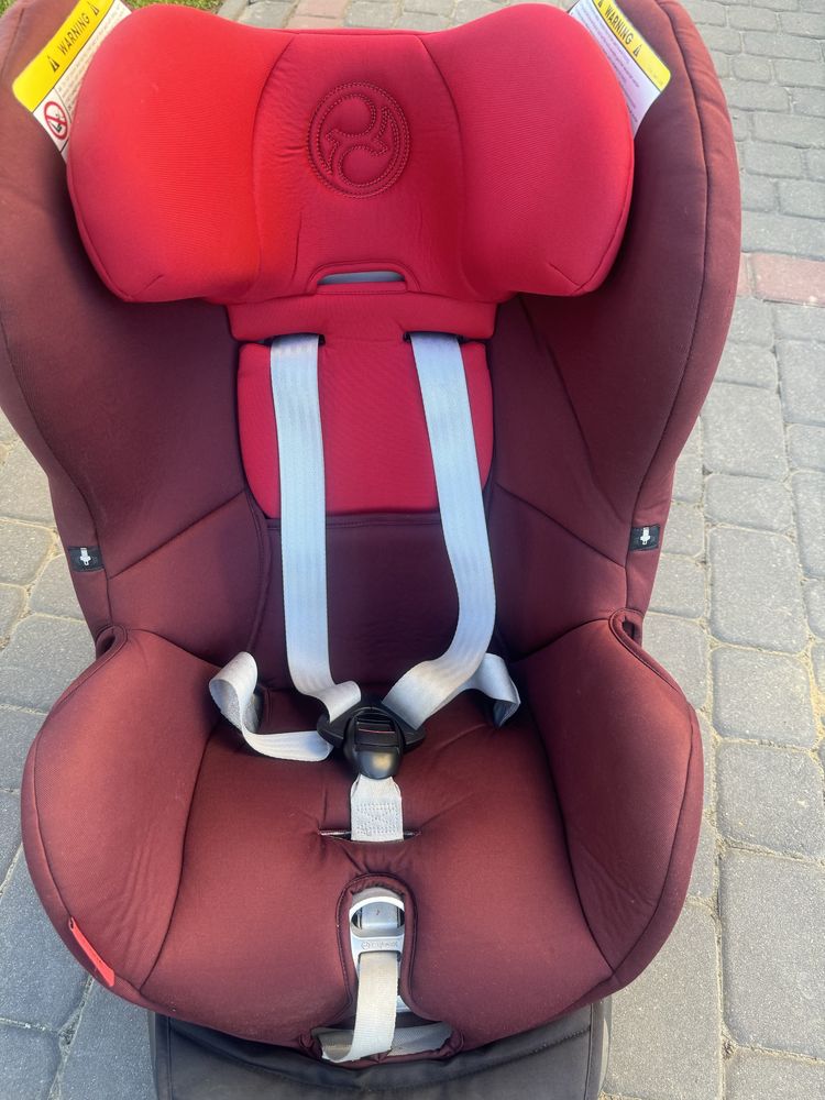 Fotelik cybex sirona  9-18 kg z bazą, isofix