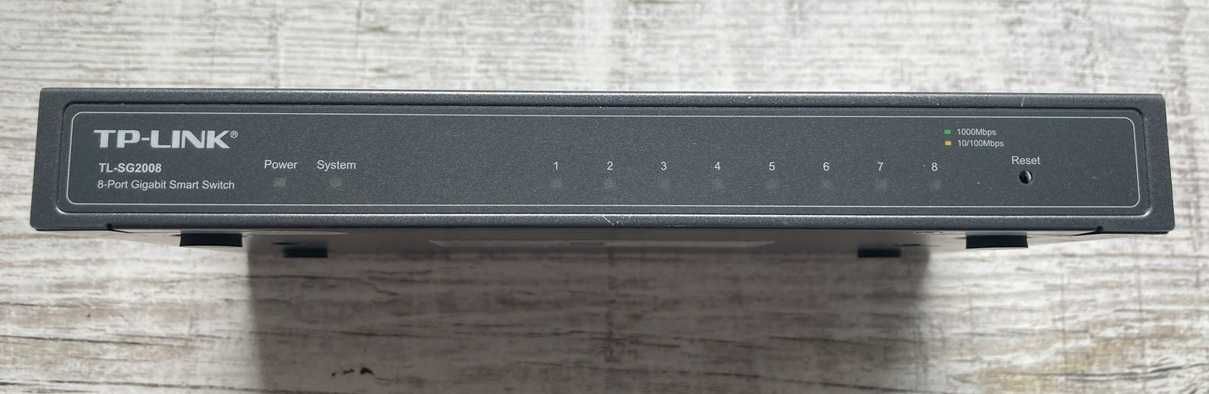 Switch TP-Link TL-SG2008