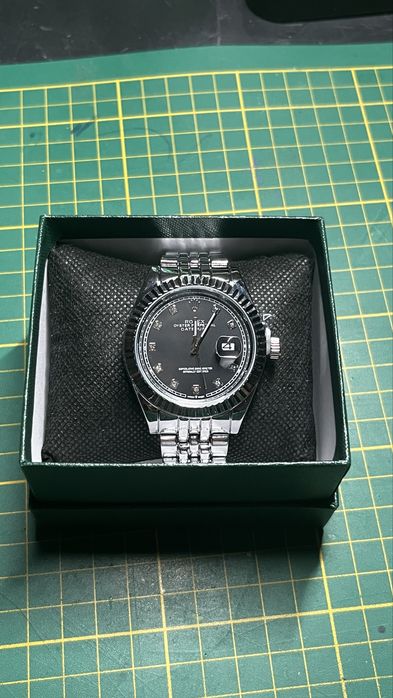 Zegarek w stylu rolex