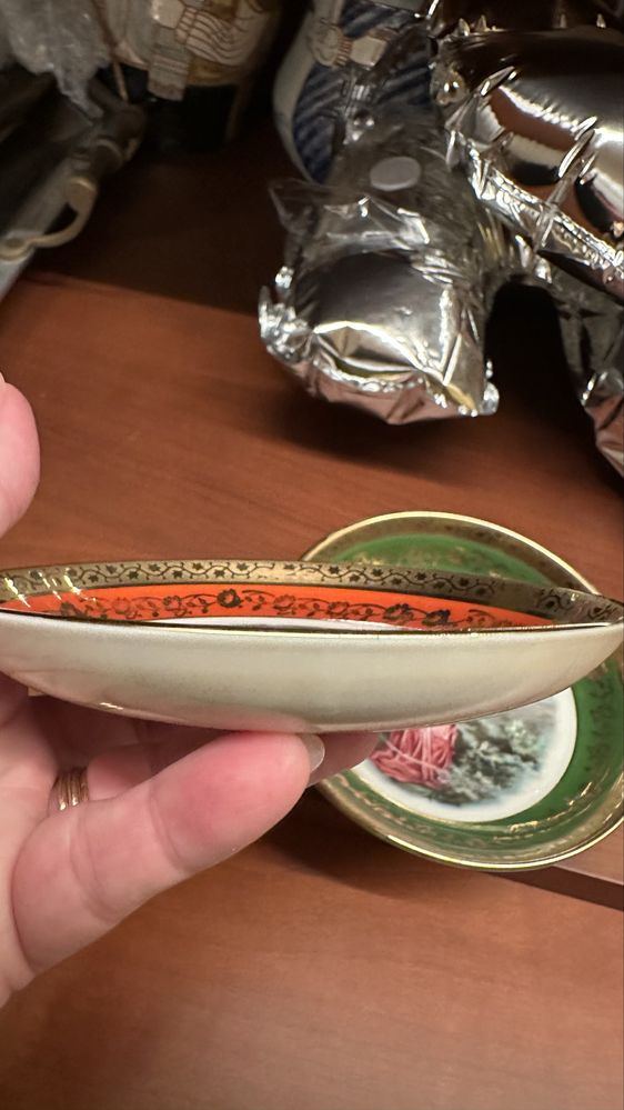 Dois pratos porcelana