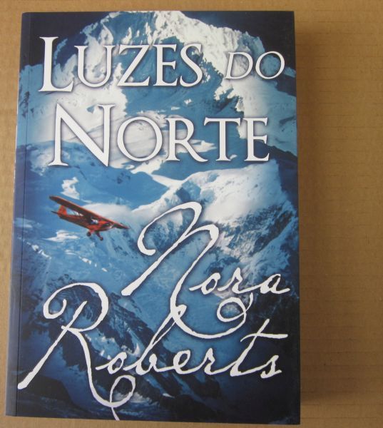 NORA ROBERTS - Livros