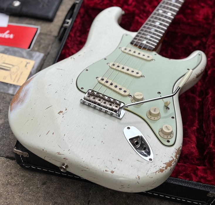 Fender Masterbuilt Dennis Galuszka 1965 Stratocaster Custom Shop Strat