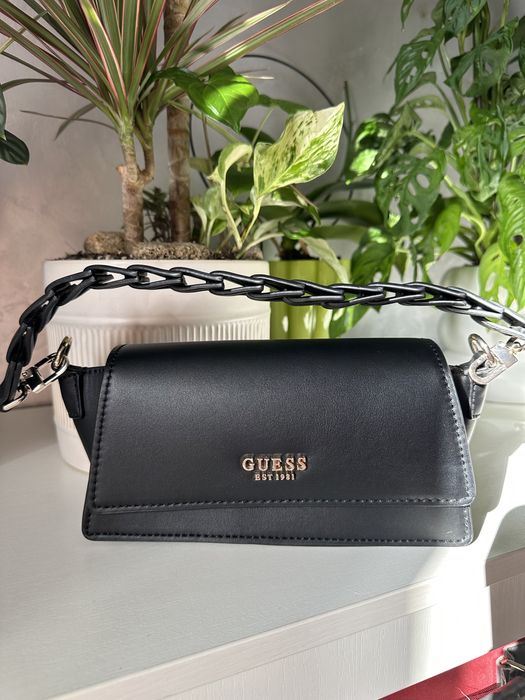 Сумка Guess