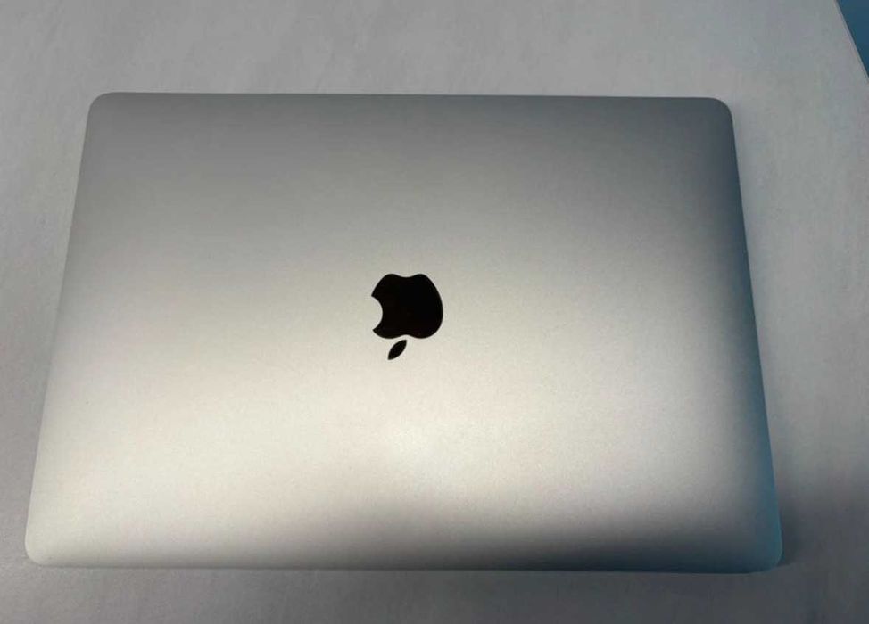 Macbook Air 13'/1.1GHz QC/8GB/512GB