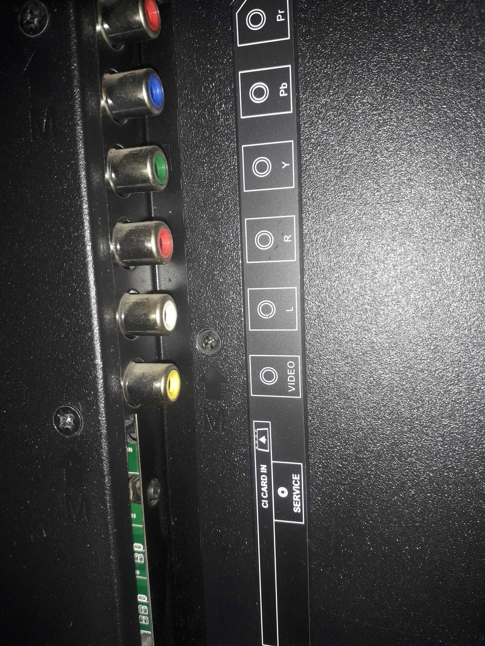 TELEwizor  "SHARP" 40 cali ???