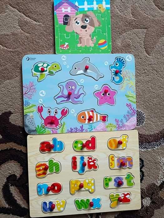 Oddam za darmo 2 maty+ układanki drewniane