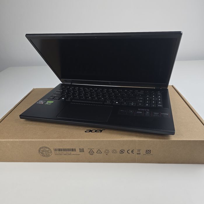 Notebook Acer Nitro V 15, stan idealny