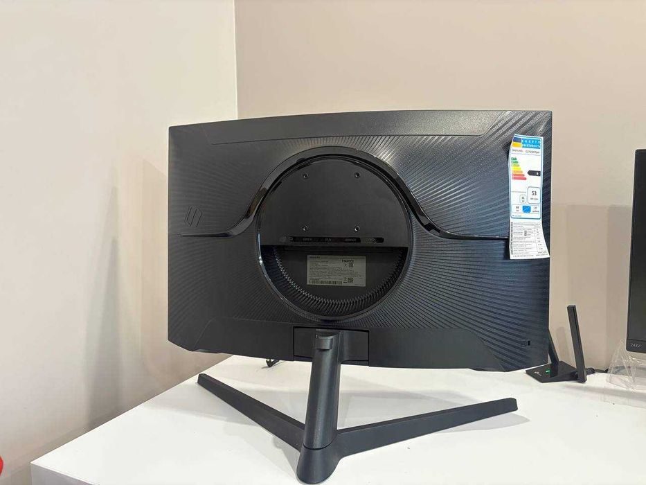 Монітор Samsung Odyssey G5 27" C27G55TQWI 2K