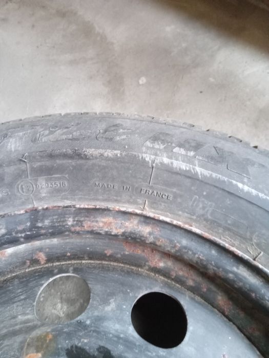 Продам запаску вiд БМВ.