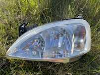 Lampa przód lewa i prawa Corsa C 2001