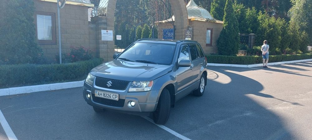 Продам Suzuki  Grand Vitara