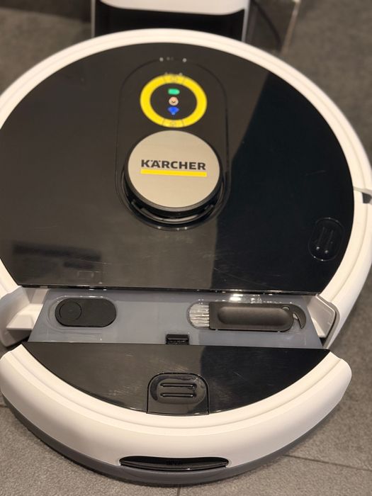 Робот-пилосос миючий Karcher RCF 3