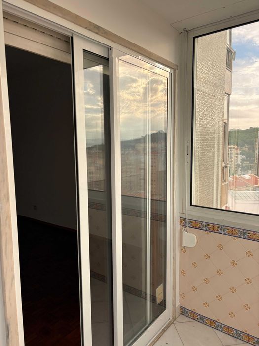 Janelas em alumínio com vidro duplo