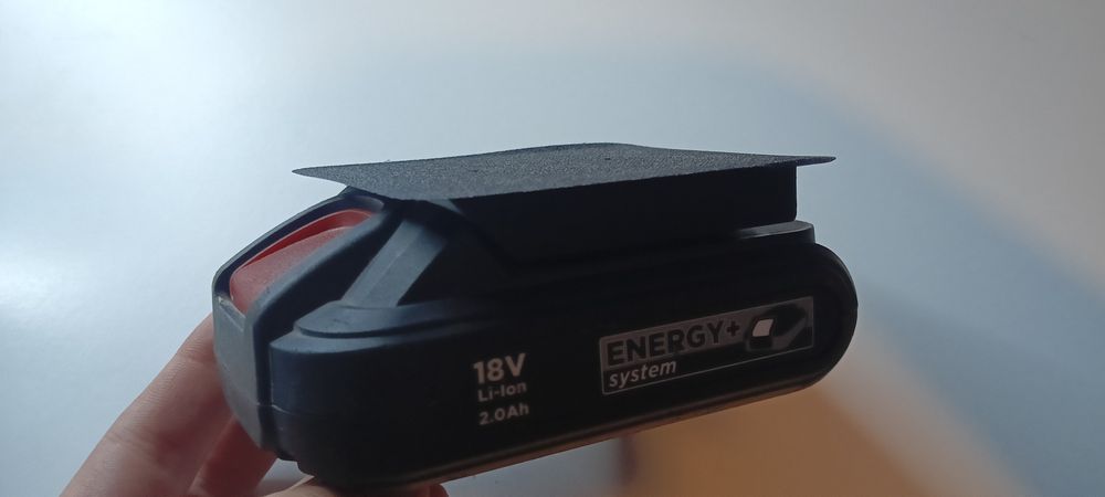 Uchwyt wieszak na baterie graphite