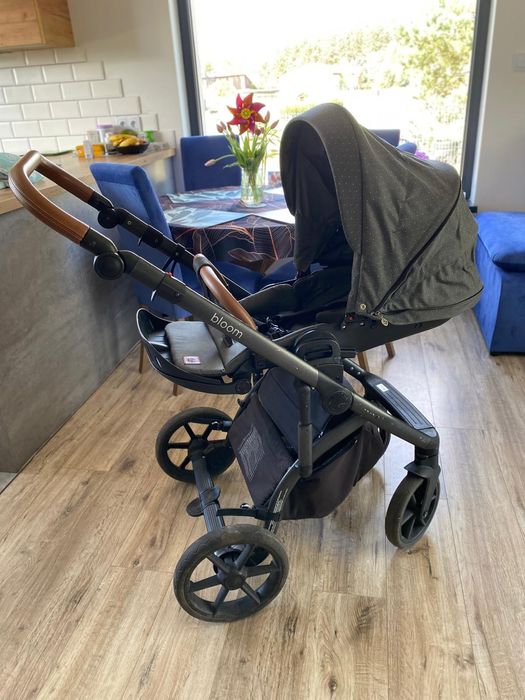 Wózek dziecięcy 2w1 Roan Bloom – gondola + spacerówka