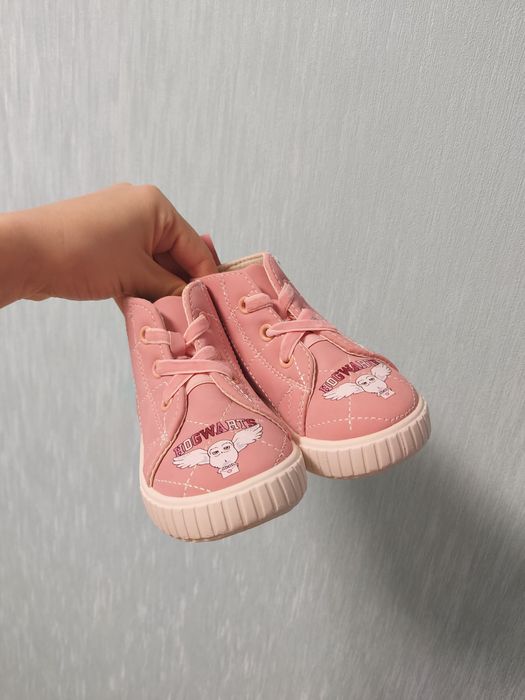 Хайтопи, кеди на дівчинку