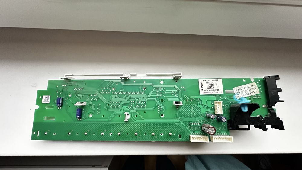 Beko HTV 7742XW Moduł sterujący i cały panel sterowania.