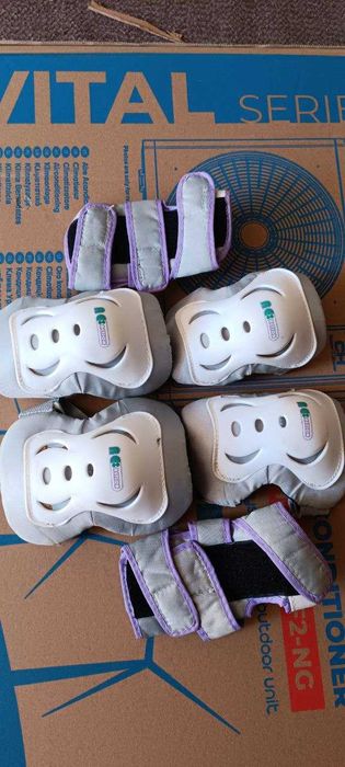 Защита (коленей, локтей, запястий) REACTION S-M Белая