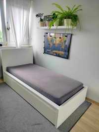 białe łóżko ikea malm 90x200 z materacem i szufladami